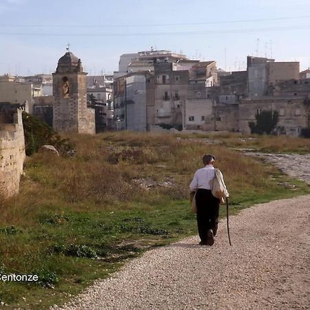 Da noi. Nella città dell'acqua e della pietra. Gravina in Puglia Exterior foto