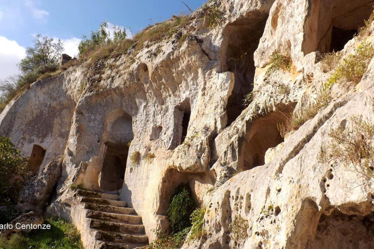 Da noi. Nella città dell'acqua e della pietra. Gravina in Puglia Exterior foto