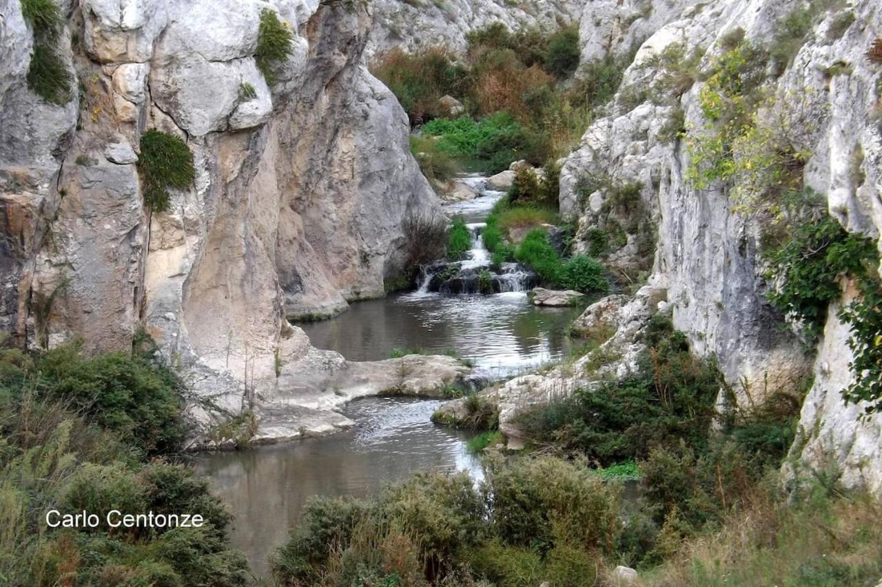 Da noi. Nella città dell'acqua e della pietra. Gravina in Puglia Exterior foto